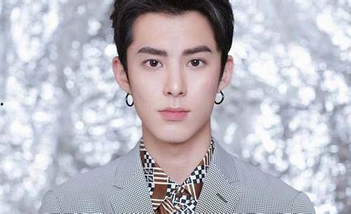 王鹤棣娱乐吃瓜视频大全,盘点那些让人捧腹大笑的幕后花絮